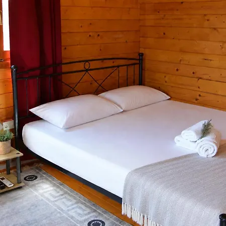 Woodlands Chalet