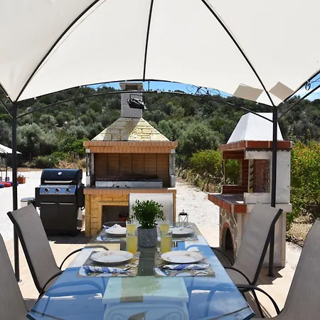 Chalet Woodlands Kandia