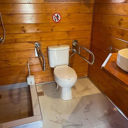 Woodlands Chalet